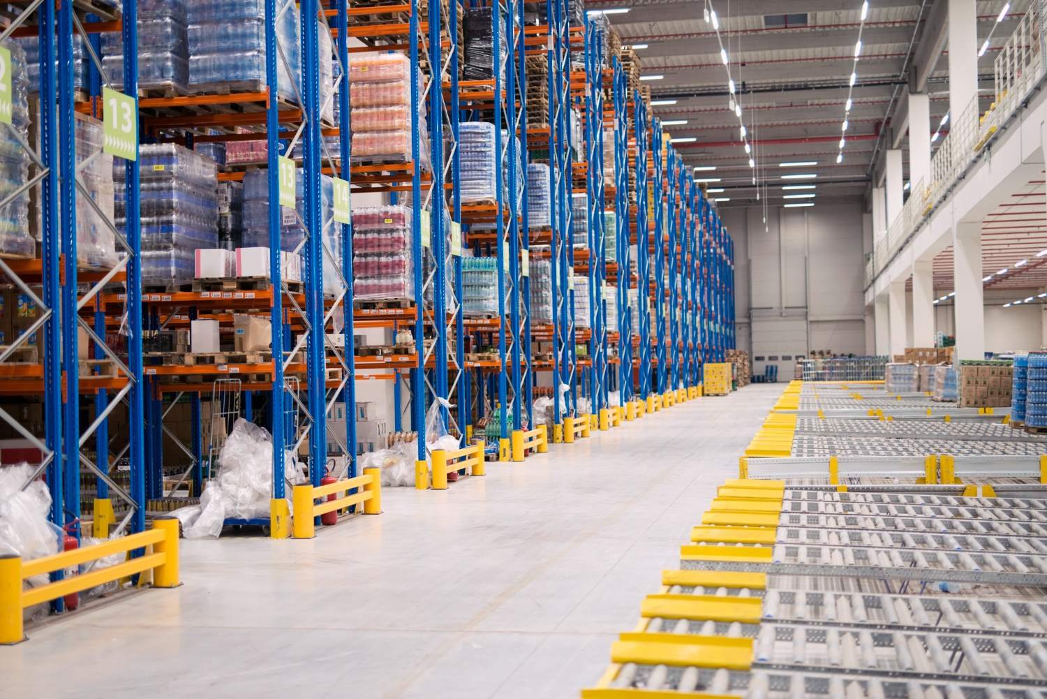 Delaforge Diffusion | rayonnage industriel | espace logistique organisé